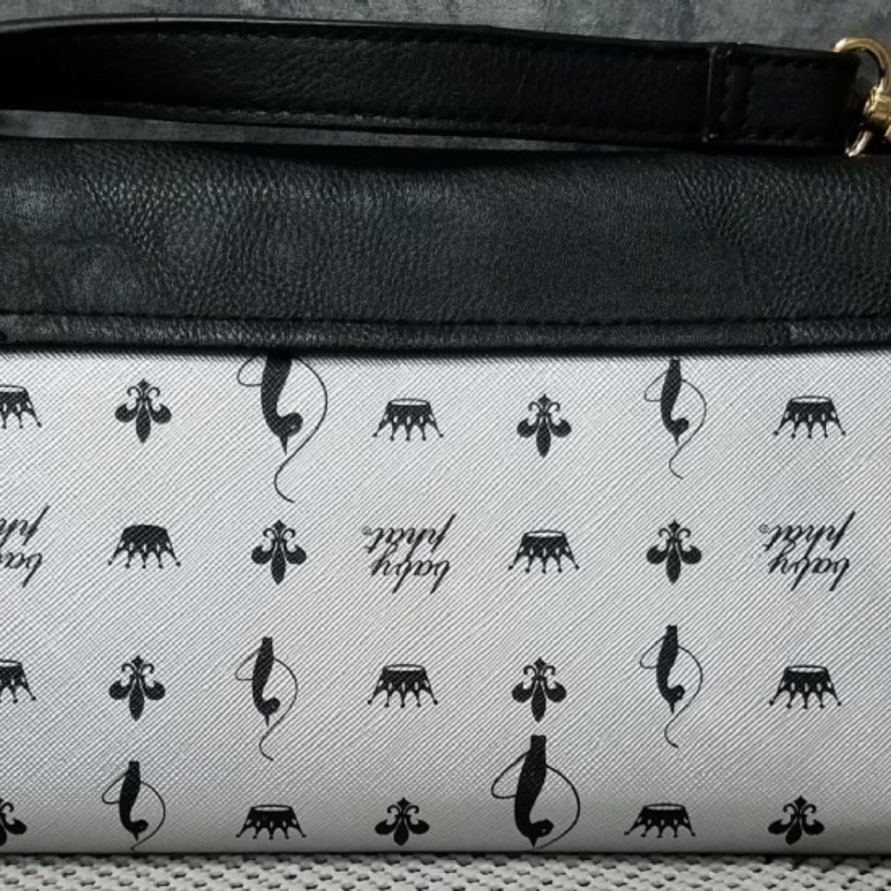 Baby Phat Purse - Picture 5 of 9